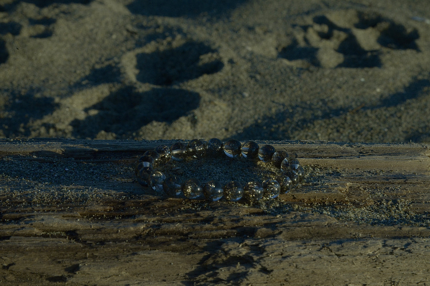 Black Resonance – Emotional Shield